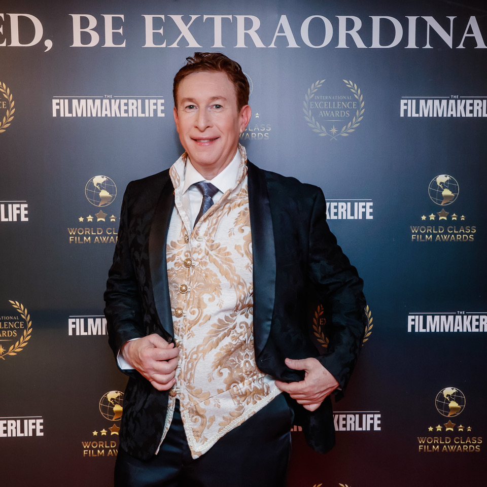 Internationally Acclaimed Director Christopher M. Allport Honored With Palma di Eccellenza Award