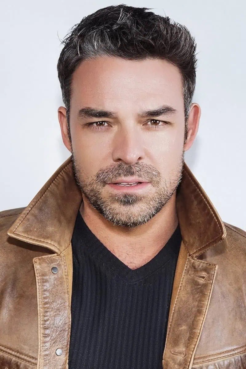 Jesse Hutch Joins Cast of Romantic Comedy Film, Connection Pending; Eric Petersen to Make Feature Directorial Debut