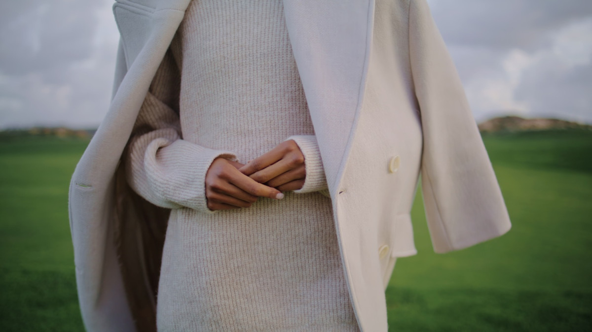 Holiday Travel Tips Help Keep Winter Coats Looking Sharp All Season