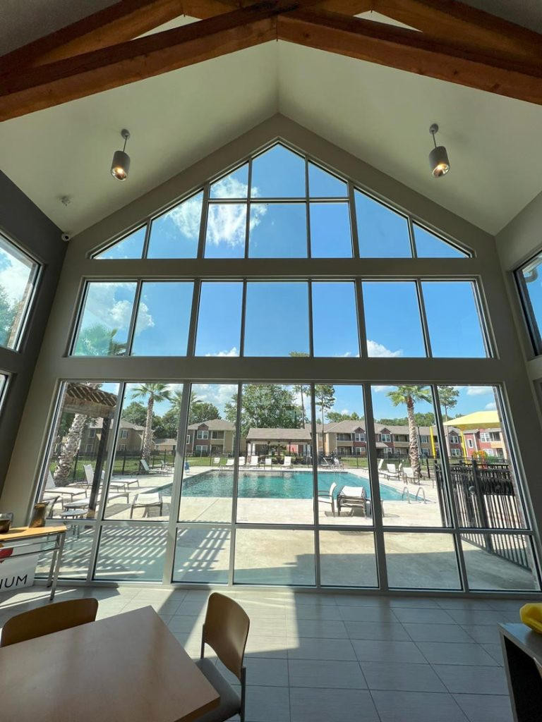 Local Glass Company Expands Services in Houston Area