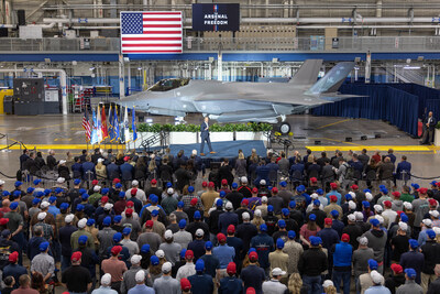 Secretary of War Visits Lockheed Martin F-35 Production Facility