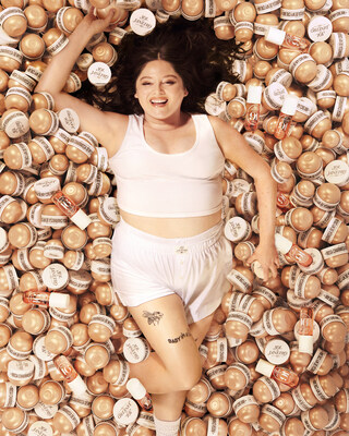 Just in time for January’s resolutions: Sol de Janeiro invites its audiences to Rewrite their Inner Monologue, via a Campaign Starring Meg Stalter and Jaz Sinclair That Turns Self-Deprecating Talk into Self Celebration