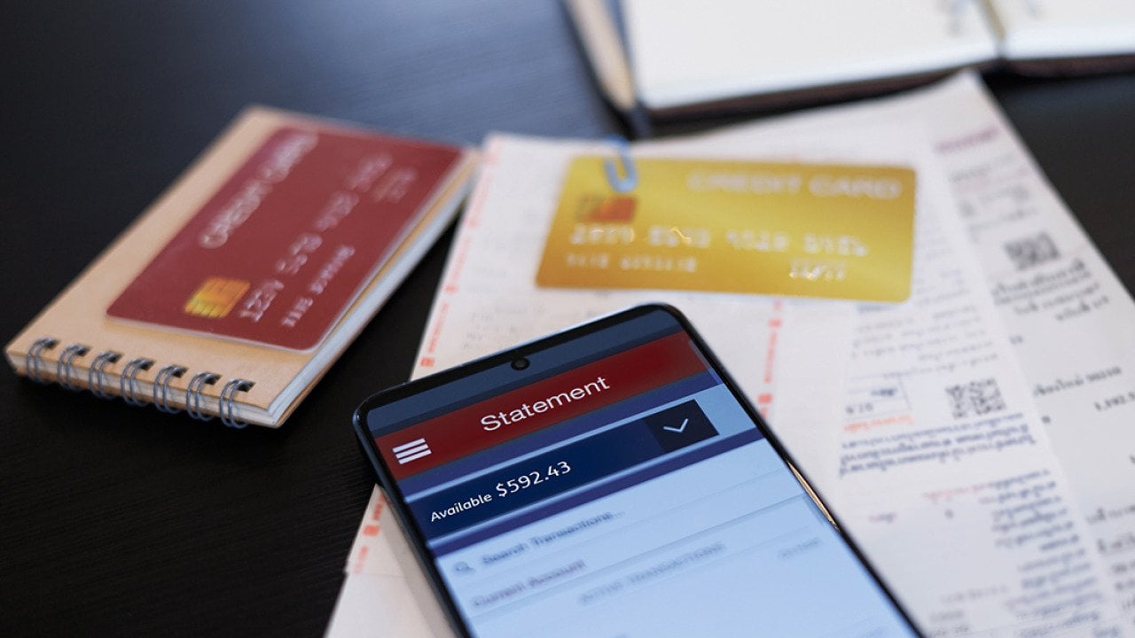 How credit card limits work, and why they’re risky