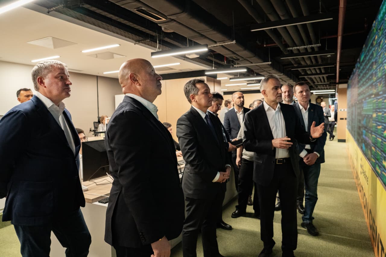 VEON Unveils the New Beeline Uzbekistan Network Operations Center, Launches BuildX to Accelerate Software Development in Uzbekistan