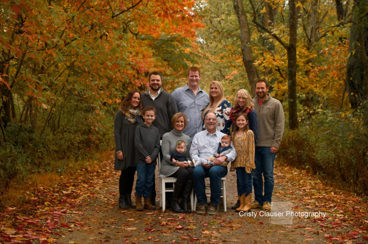 Louisville Photographer Launches Extended Family Photography Services