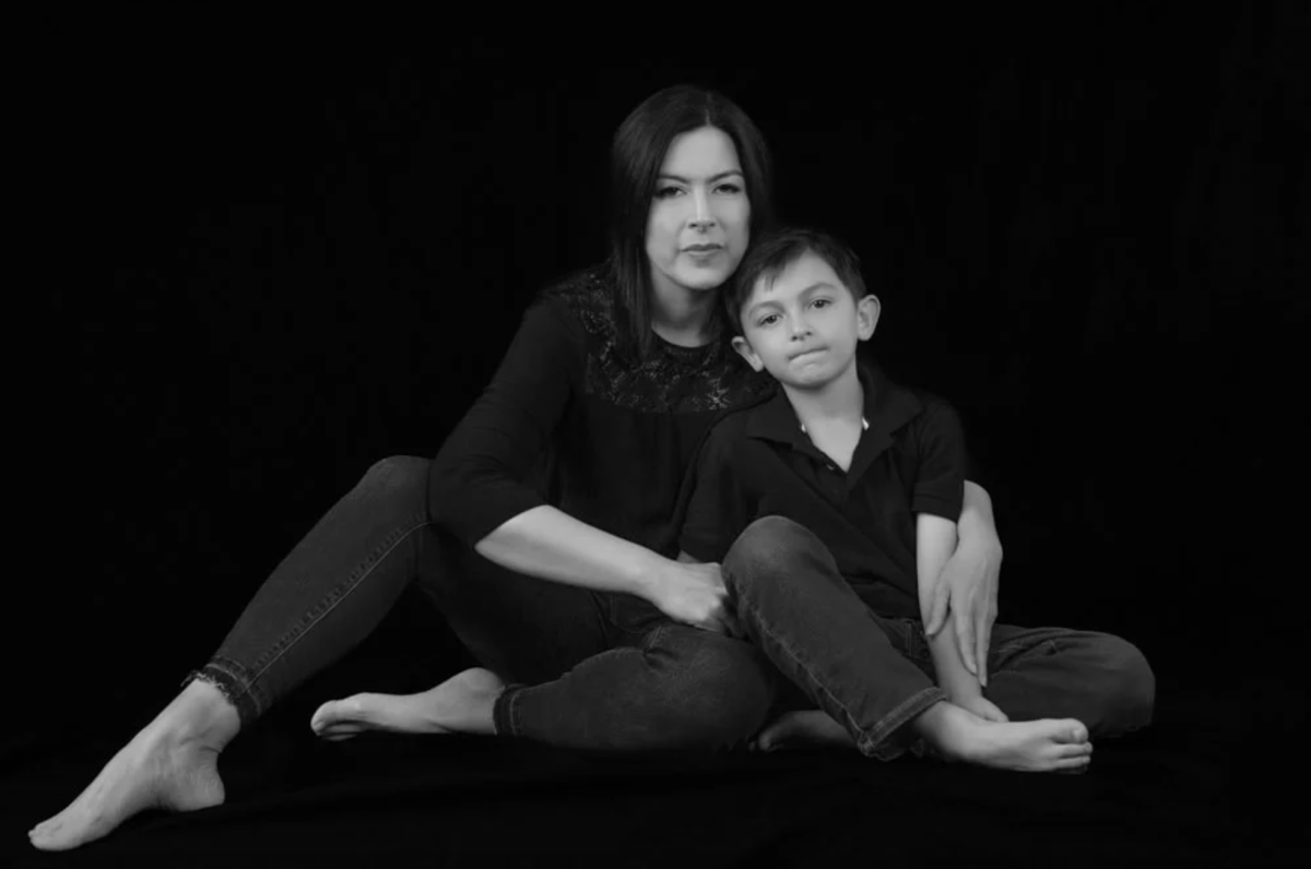 Merritt Island Photographer Launches Motherhood Portrait Service for Modern Moms