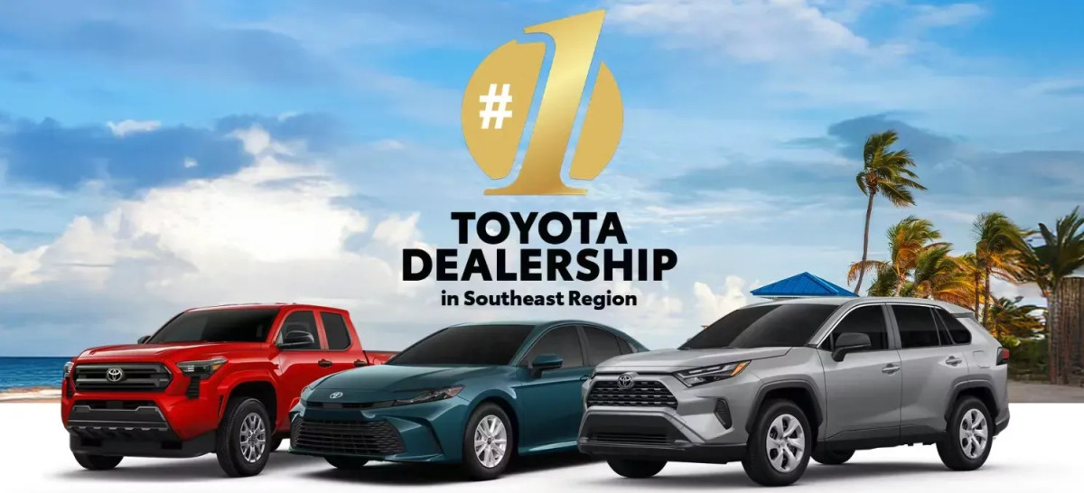 Toyota of Hollywood Offers Exceptional Service to Local Residents