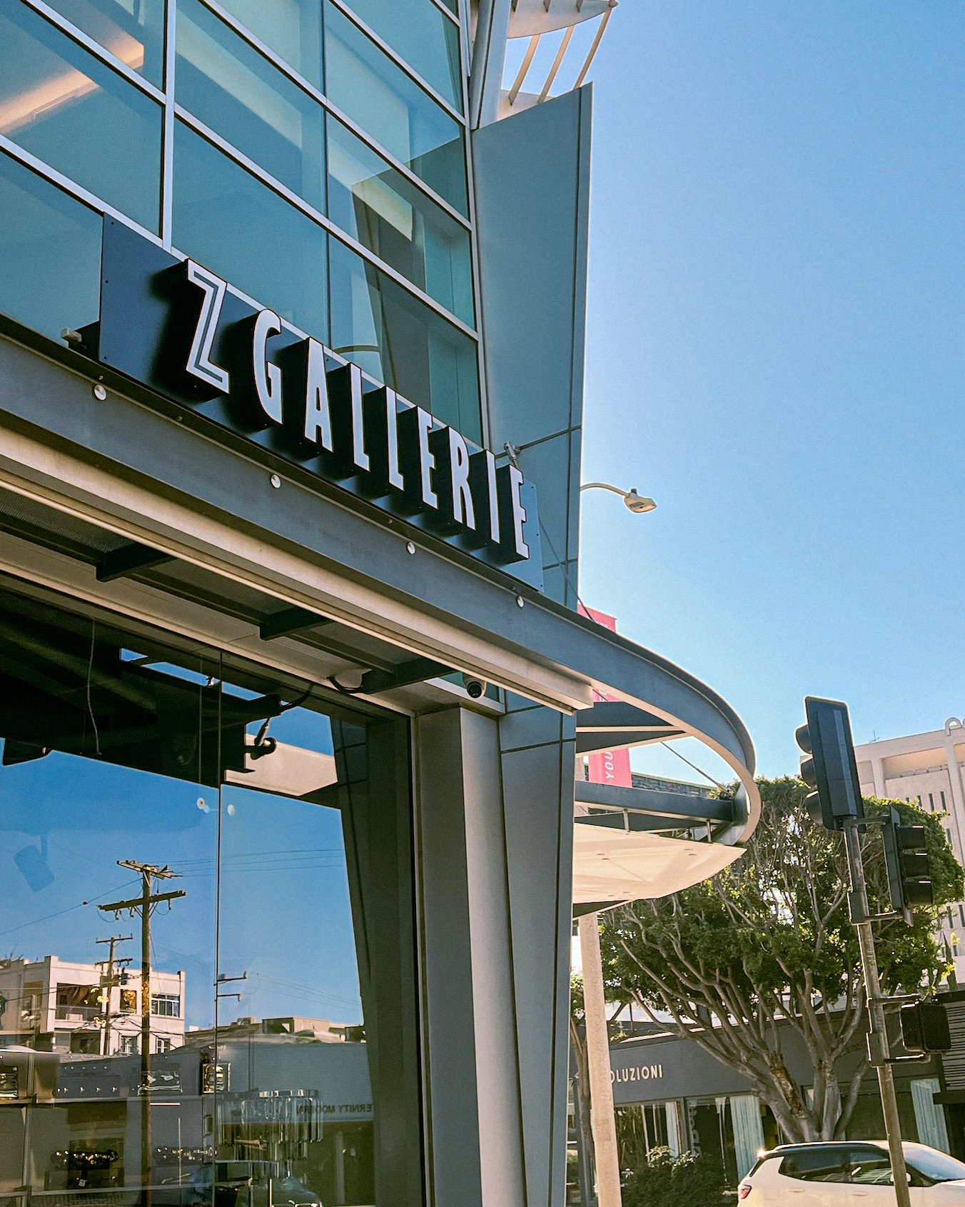 Z Gallerie Celebrates a Triumphant Return to Los Angeles on Beverly Boulevard