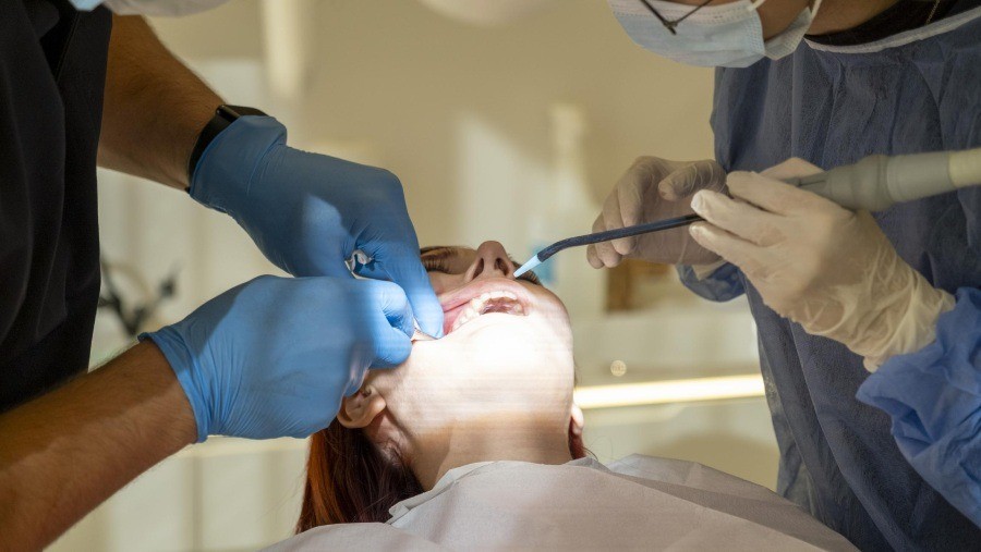 Waukesha, WI Patients Improve Oral Health With Professional Tooth Extractions